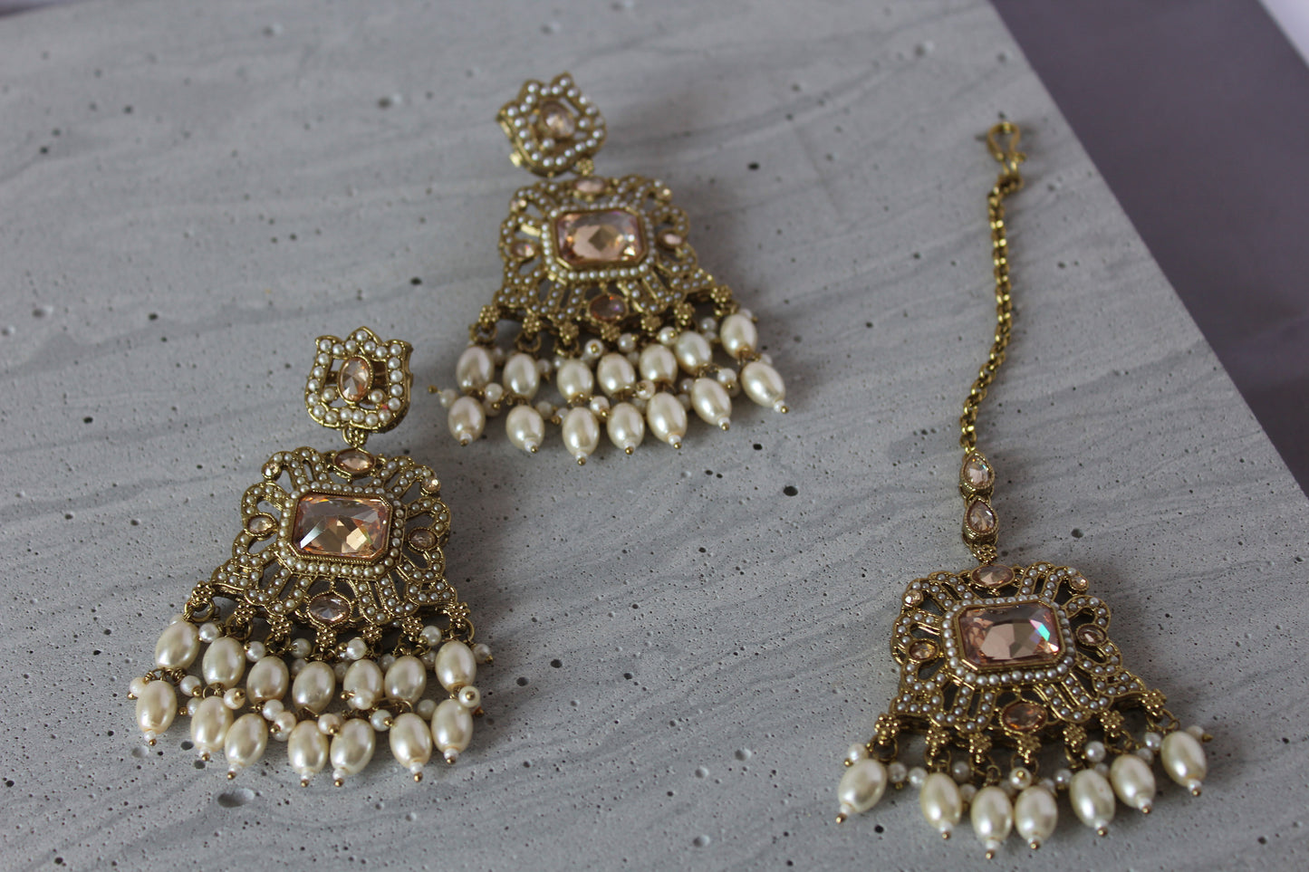 Kashmiri Splendor Choker Set